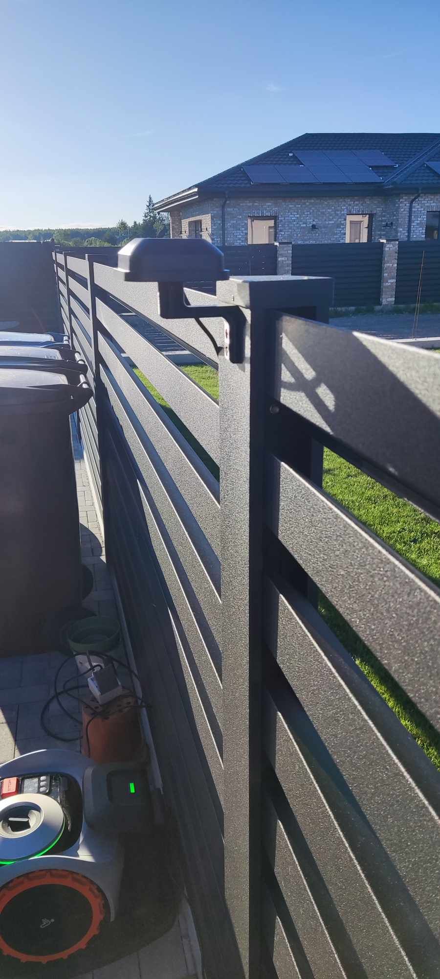 Segway Navimow Antenna holder for wall or fence