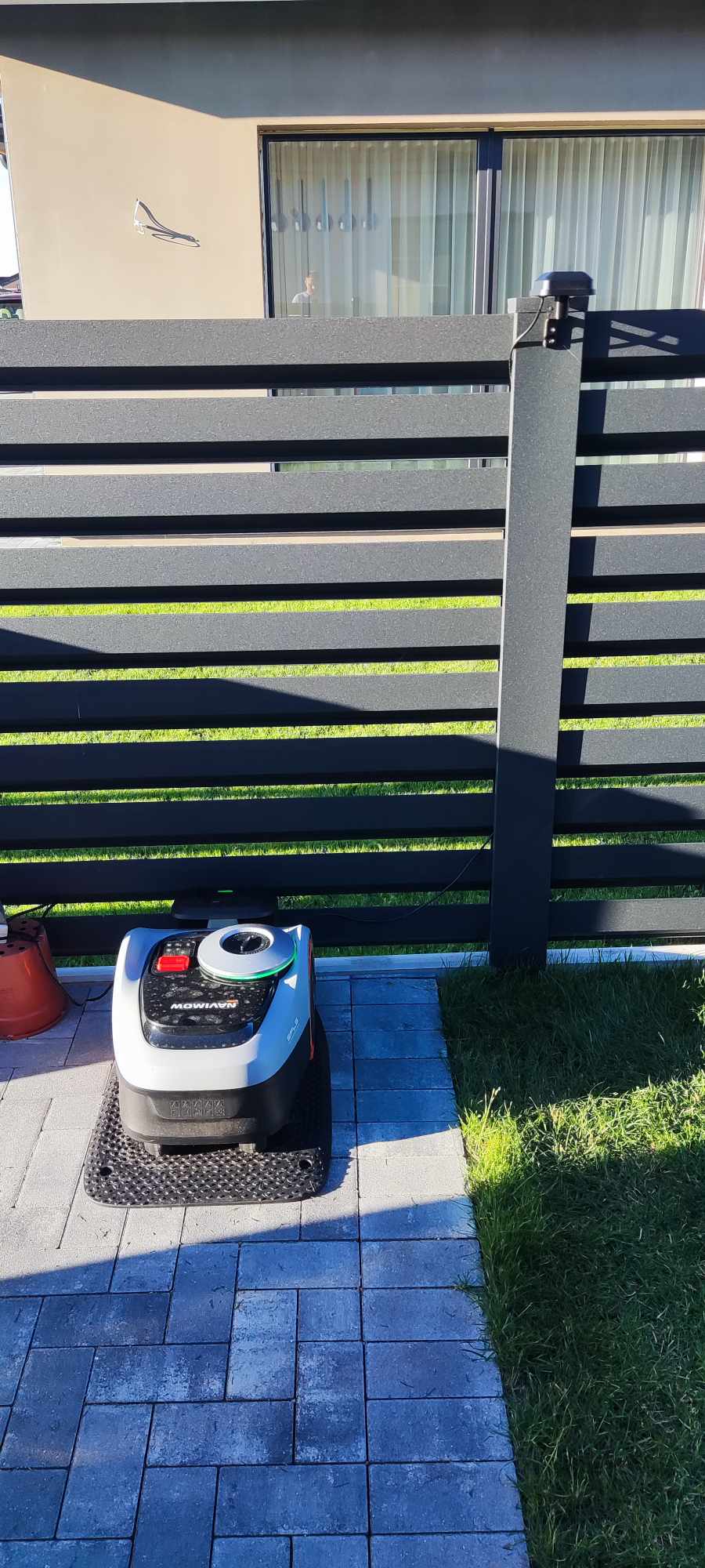 Segway Navimow Antenna holder for wall or fence