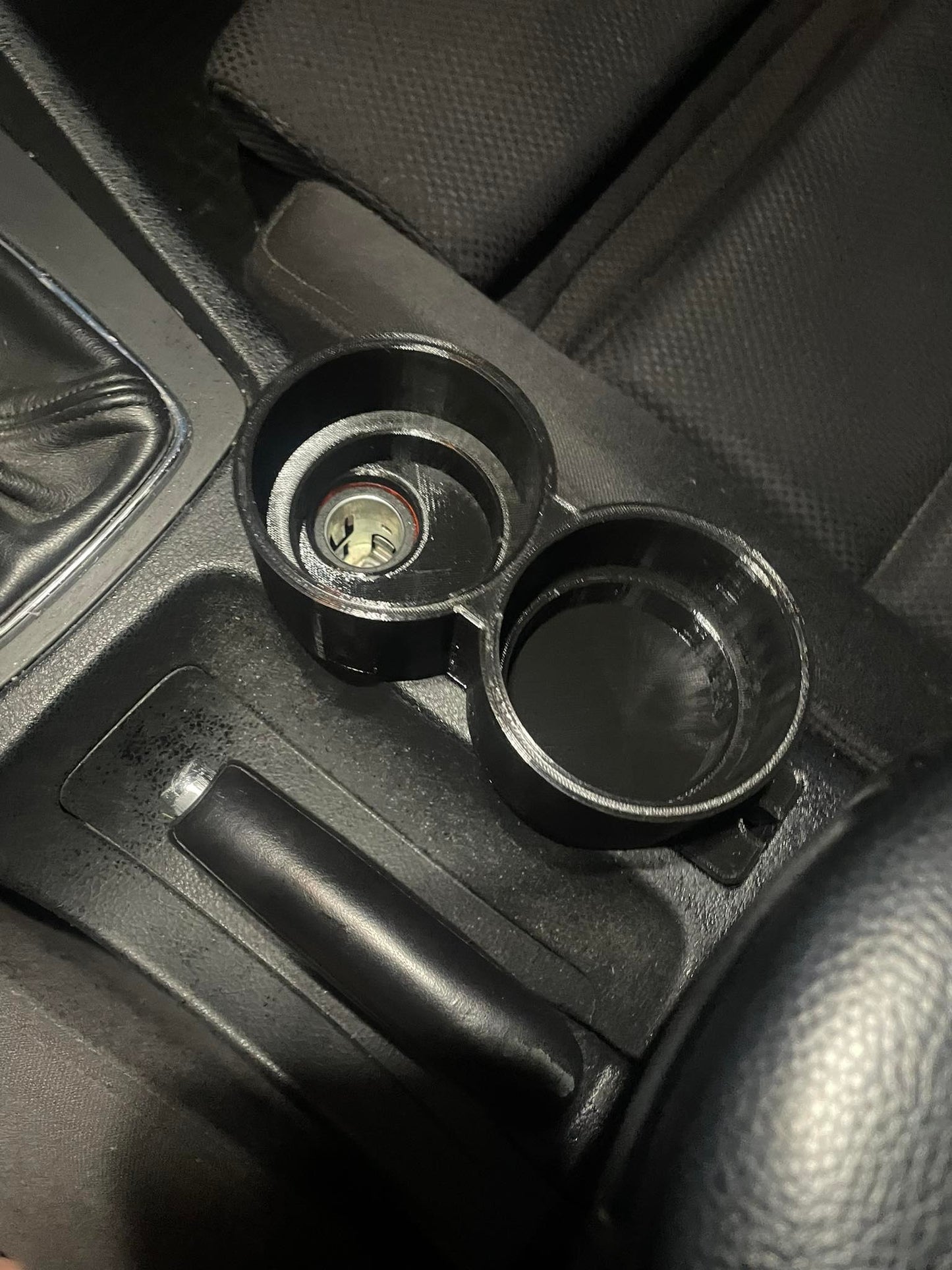 Audi A4 B6 B7 cup holders double installed