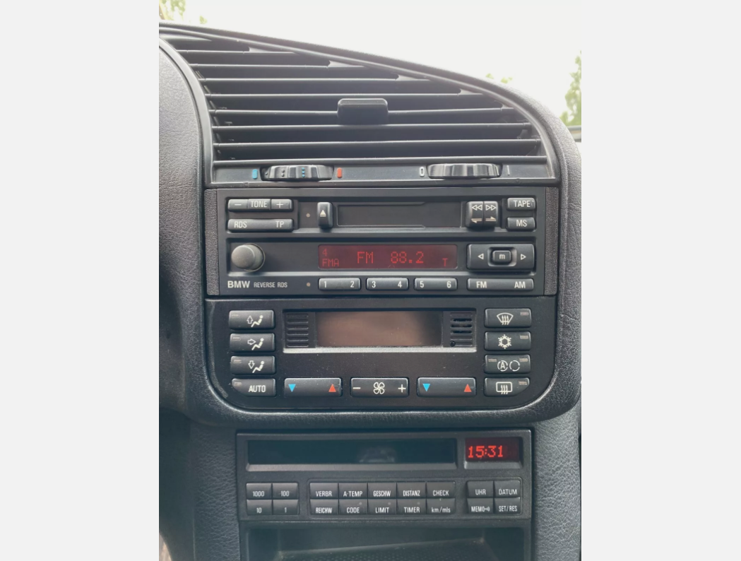 BMW Reverse RDS Radio Covering cap (E36 or Z3) 65126907823