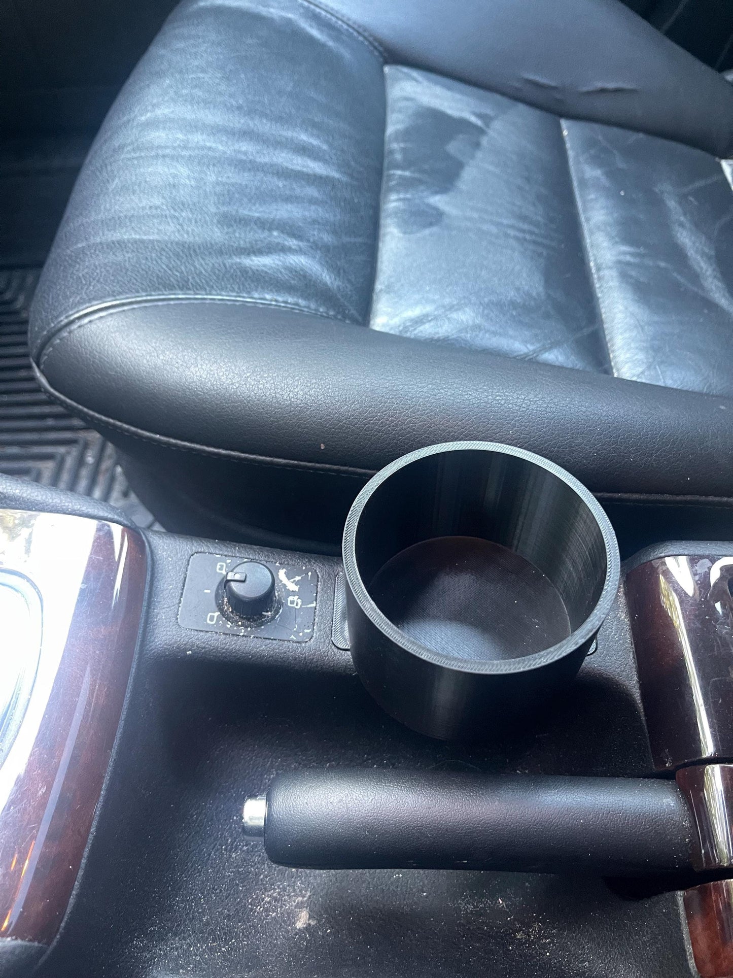 Audi A6 C5 single large cup holder from short view