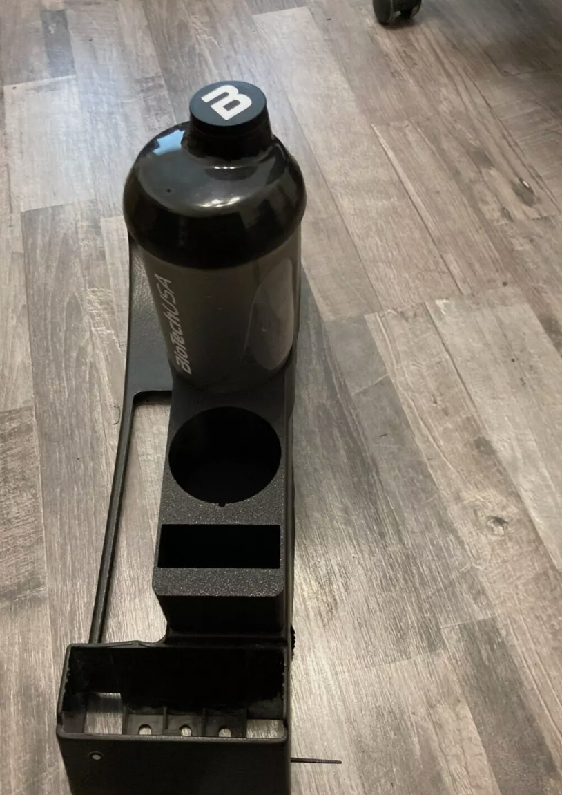 BMW E30 cup holders and big cup