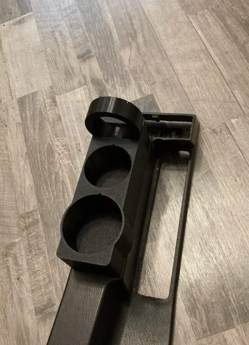 BMW E30 cup holders in center console