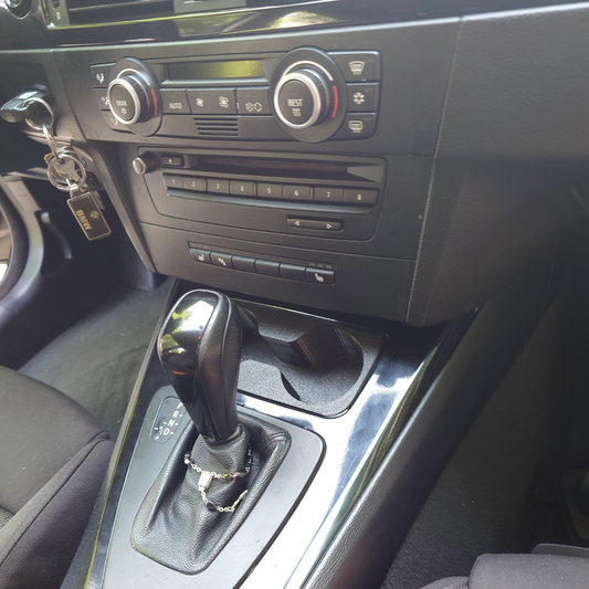 BMW E90 E91 E92 E93 cup holders