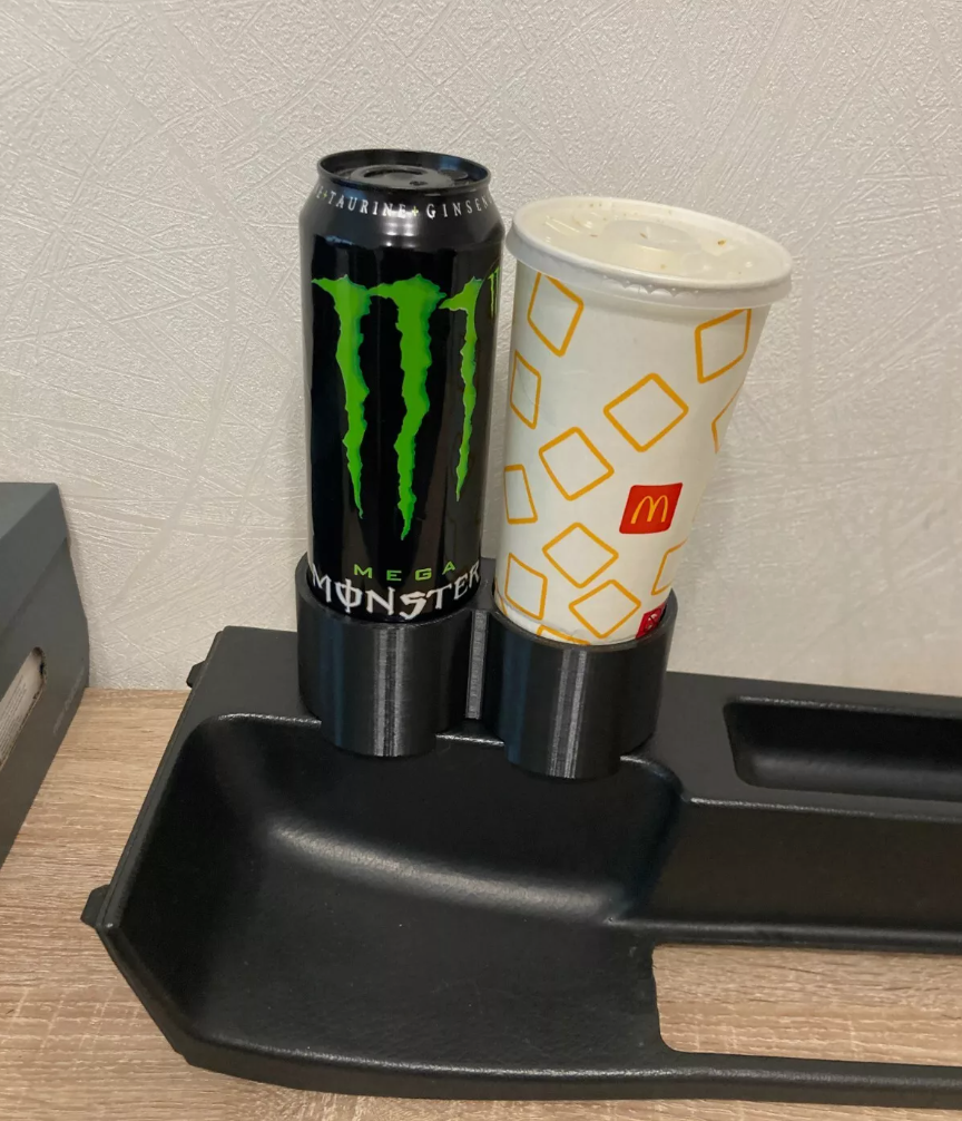E30 cup holders