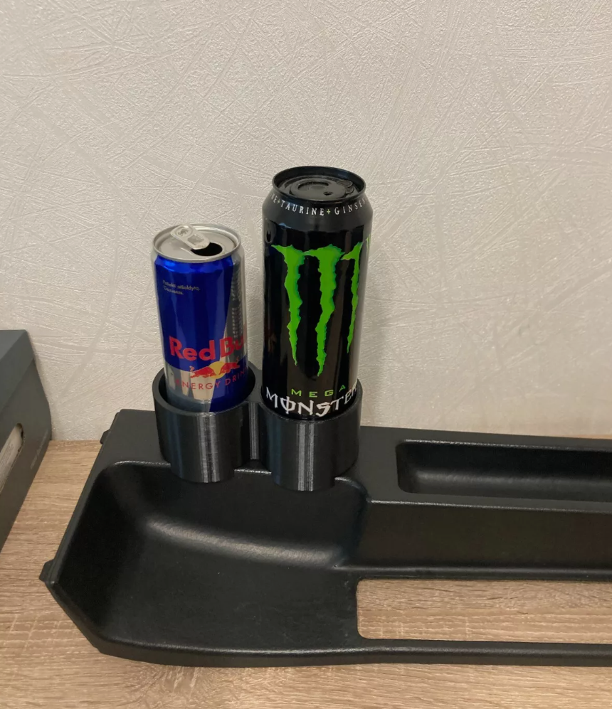 E30 cup holders with drinks