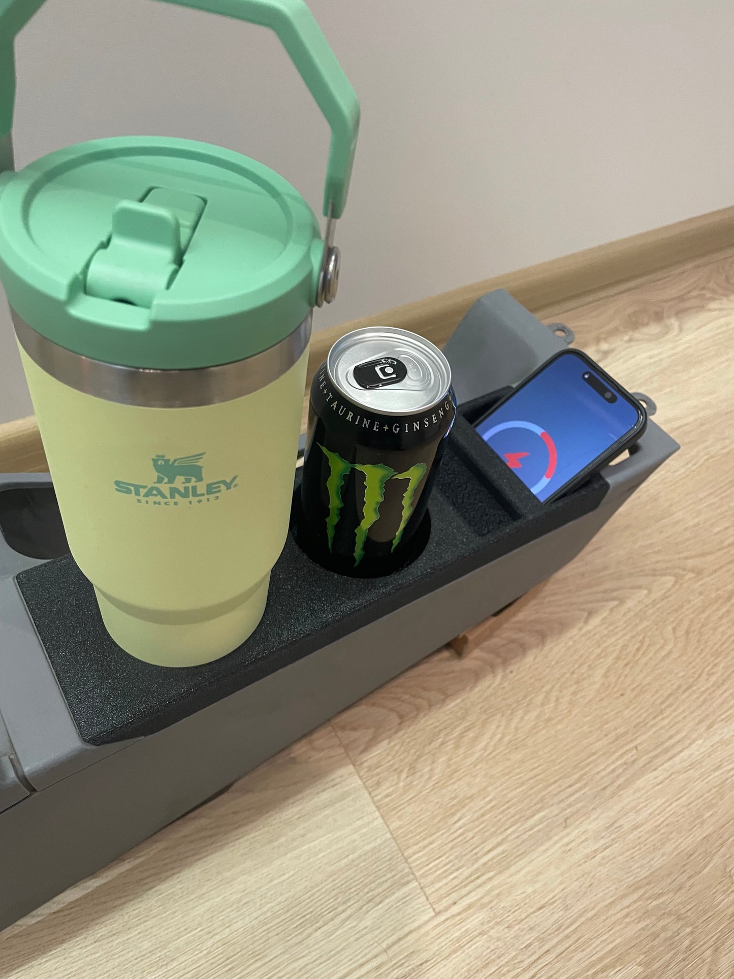 BMW E46 Cup Holders with Wireless Charger & Phone Pocket – 20W