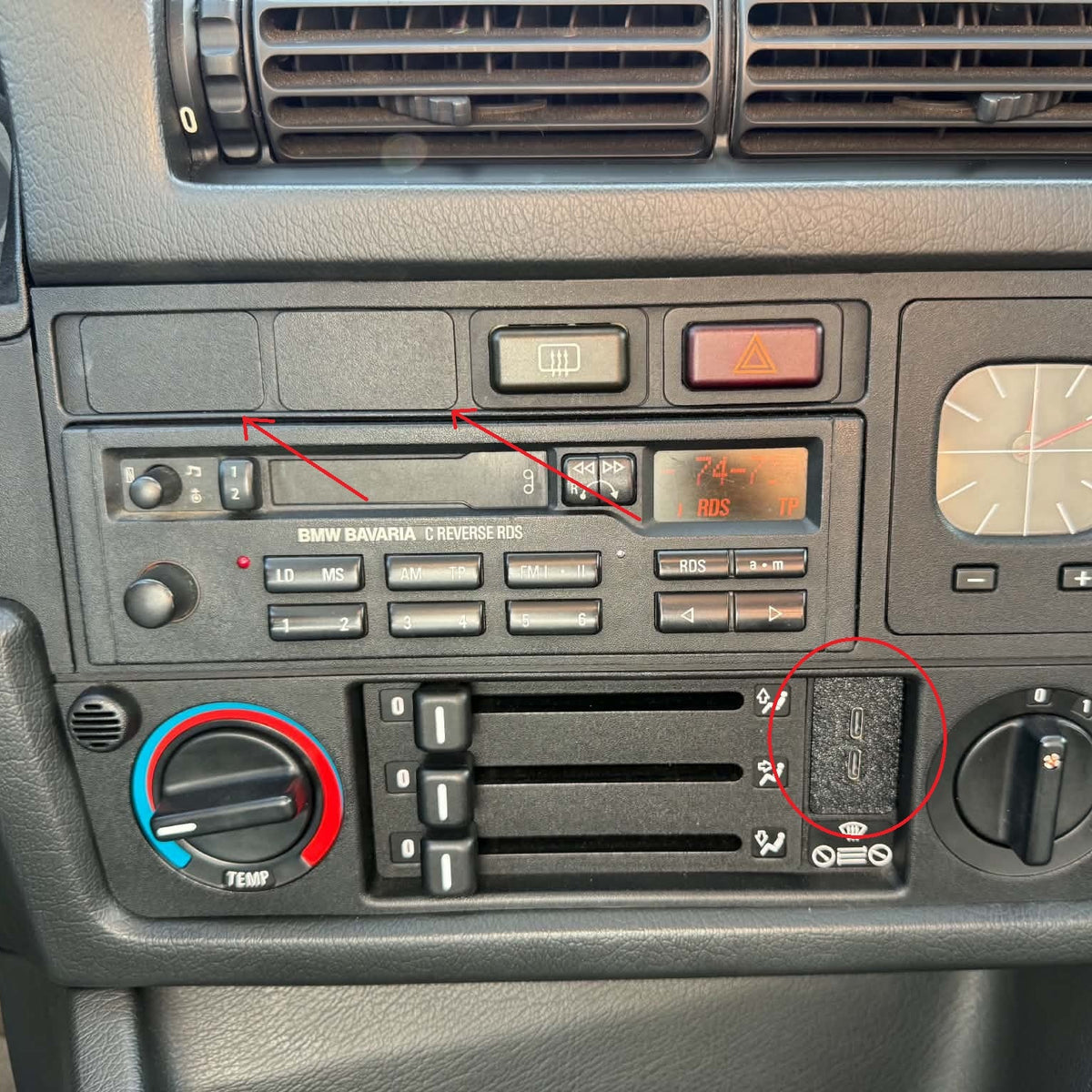 BMW E24/E28/E30 Ablagefach – Aschenbecher-Ersatz